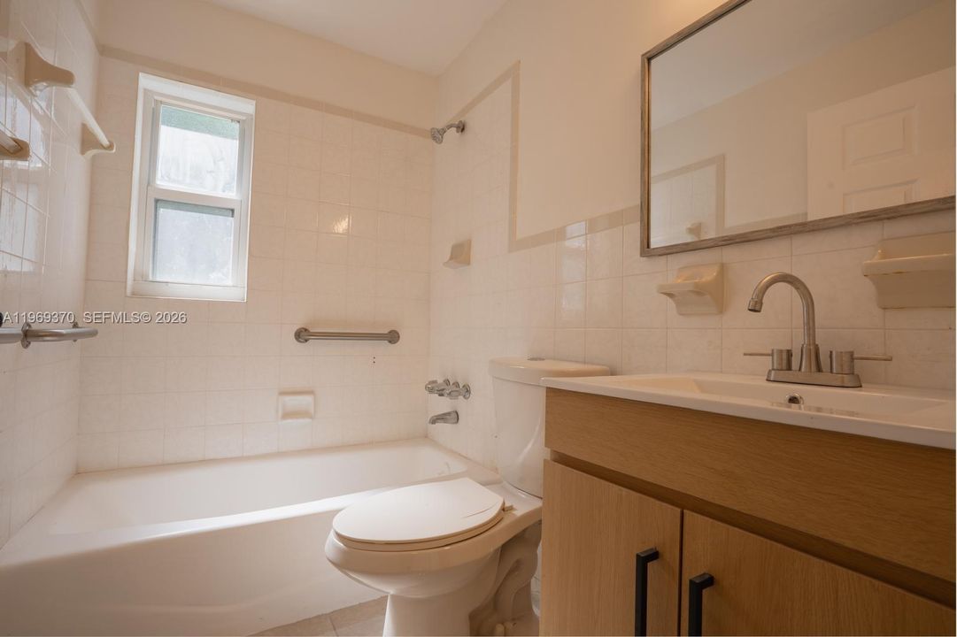 En Venta: $474,500 (4 camas, 2 baños, 1578 Pies cuadrados)
