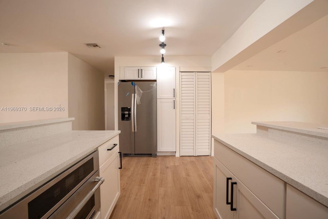 En Venta: $474,500 (4 camas, 2 baños, 1578 Pies cuadrados)