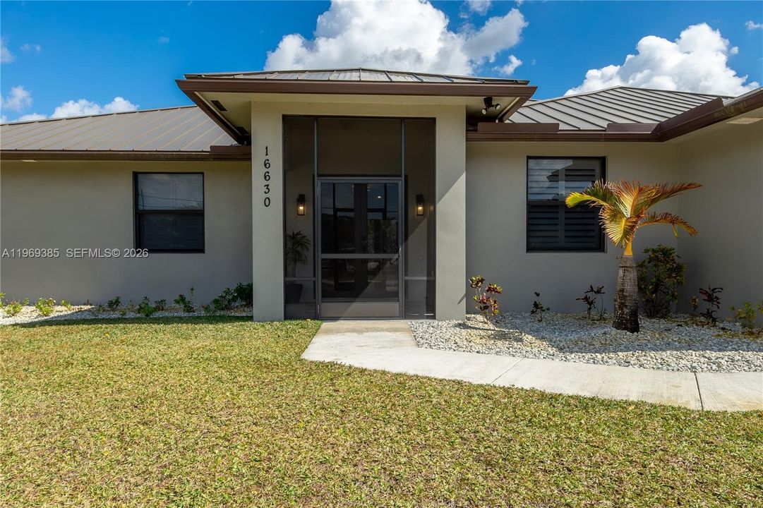 En Venta: $1,224,900 (5 camas, 3 baños, 2766 Pies cuadrados)