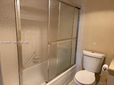 For Sale: $140,000 (2 beds, 2 baths, 1156 Square Feet)