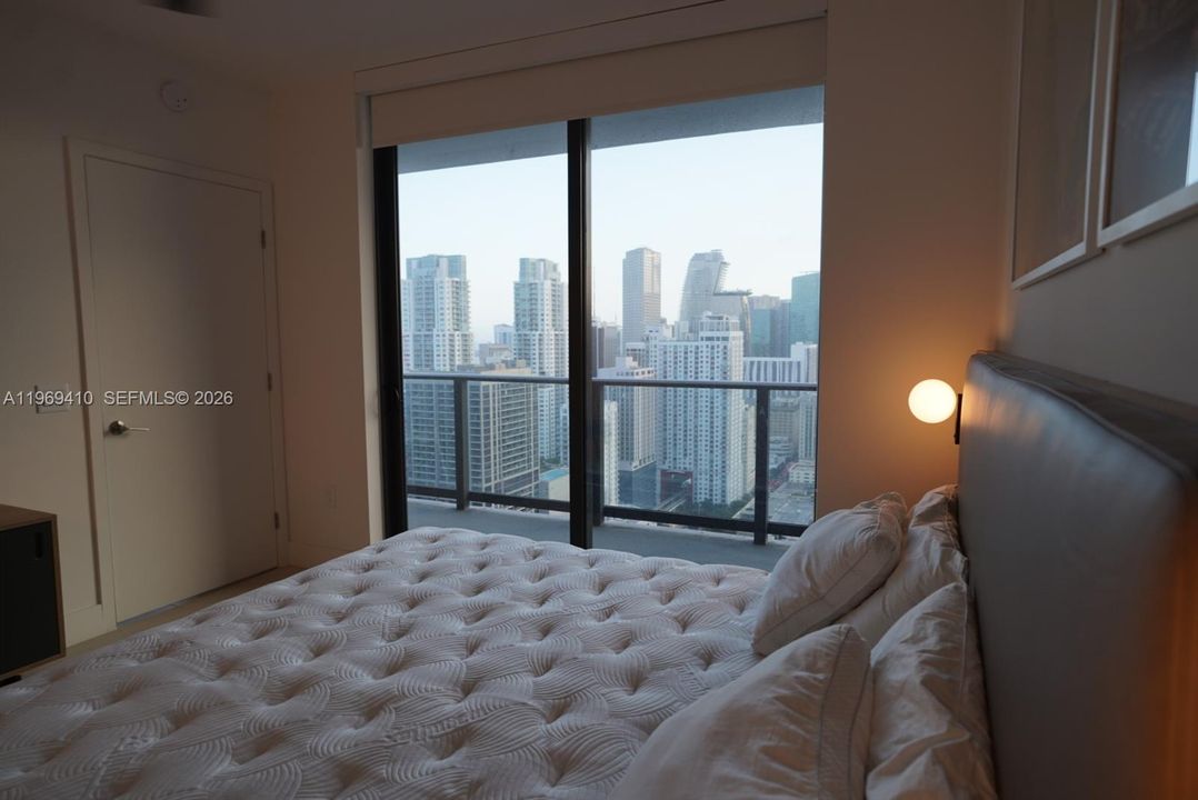 For Sale: $442,900 (1 beds, 1 baths, 505 Square Feet)