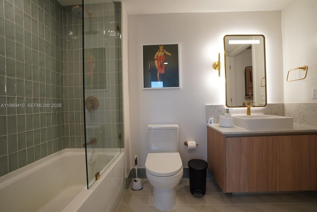 For Sale: $442,900 (1 beds, 1 baths, 505 Square Feet)