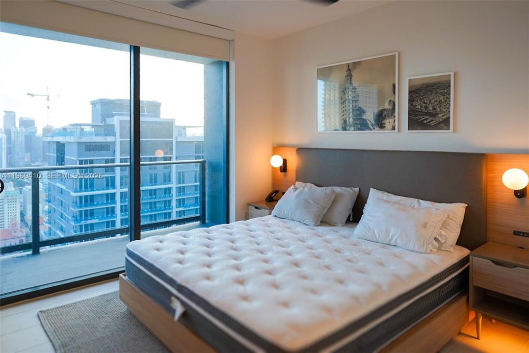 For Sale: $442,900 (1 beds, 1 baths, 505 Square Feet)