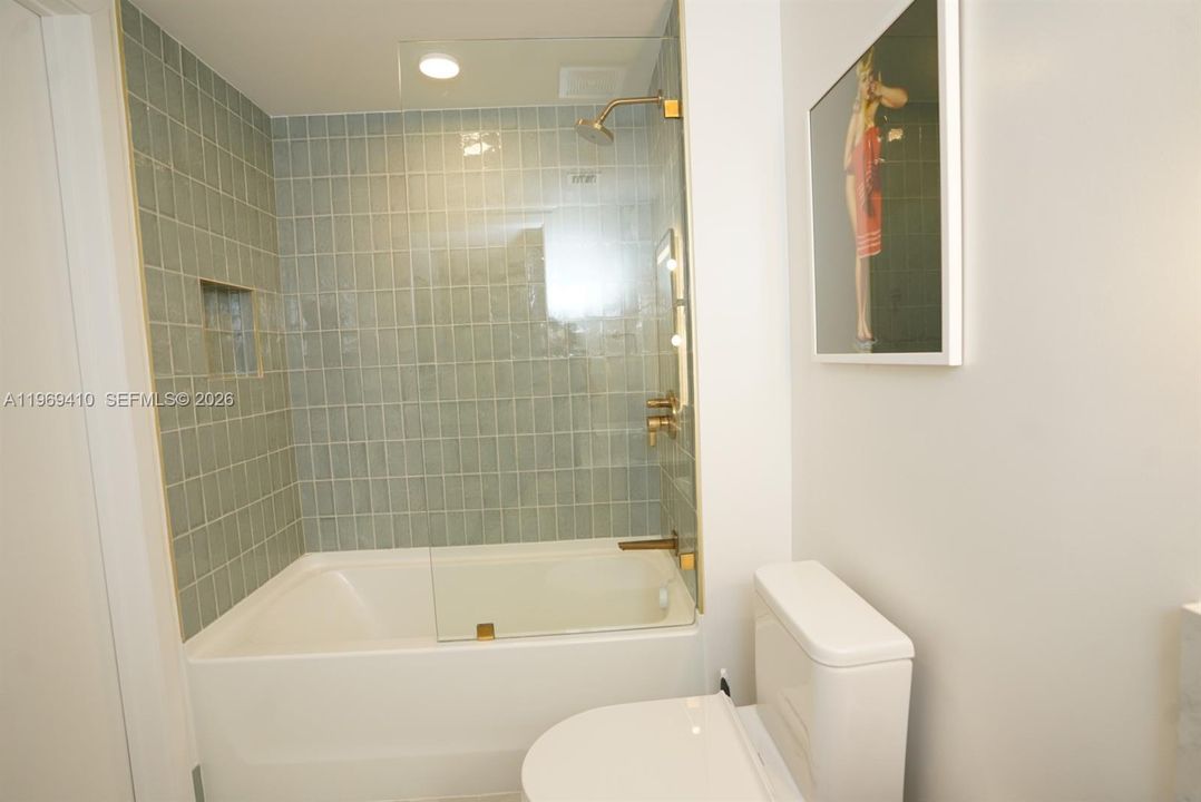 For Sale: $442,900 (1 beds, 1 baths, 505 Square Feet)