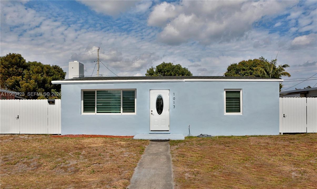 Vendido Recientemente: $389,000 (2 camas, 2 baños, 936 Pies cuadrados)