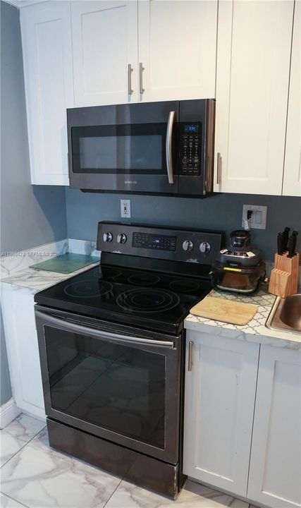 Vendido Recientemente: $389,000 (2 camas, 2 baños, 936 Pies cuadrados)