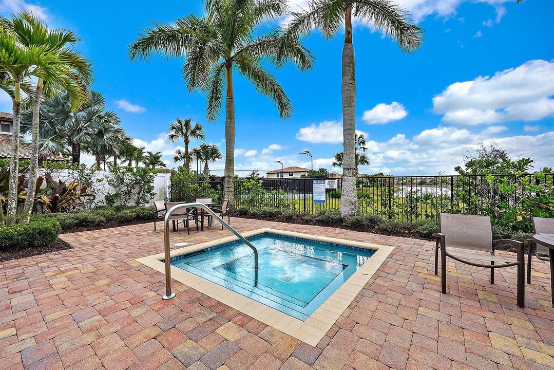 214 Blanca Isles Ln-39
