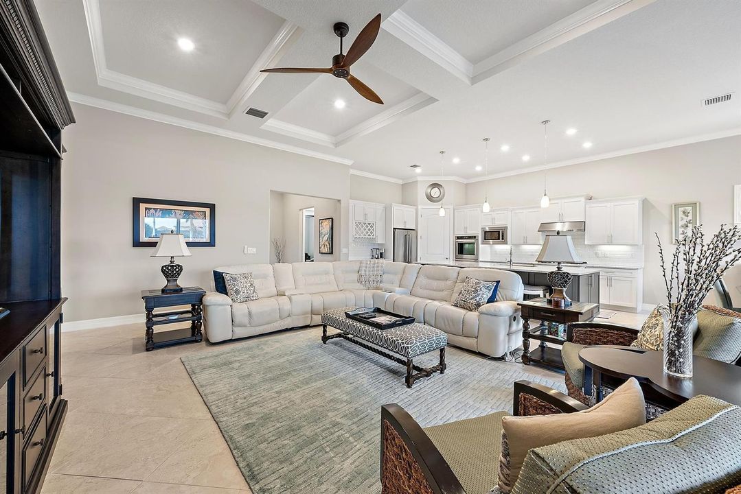 214 Blanca Isles Ln-14