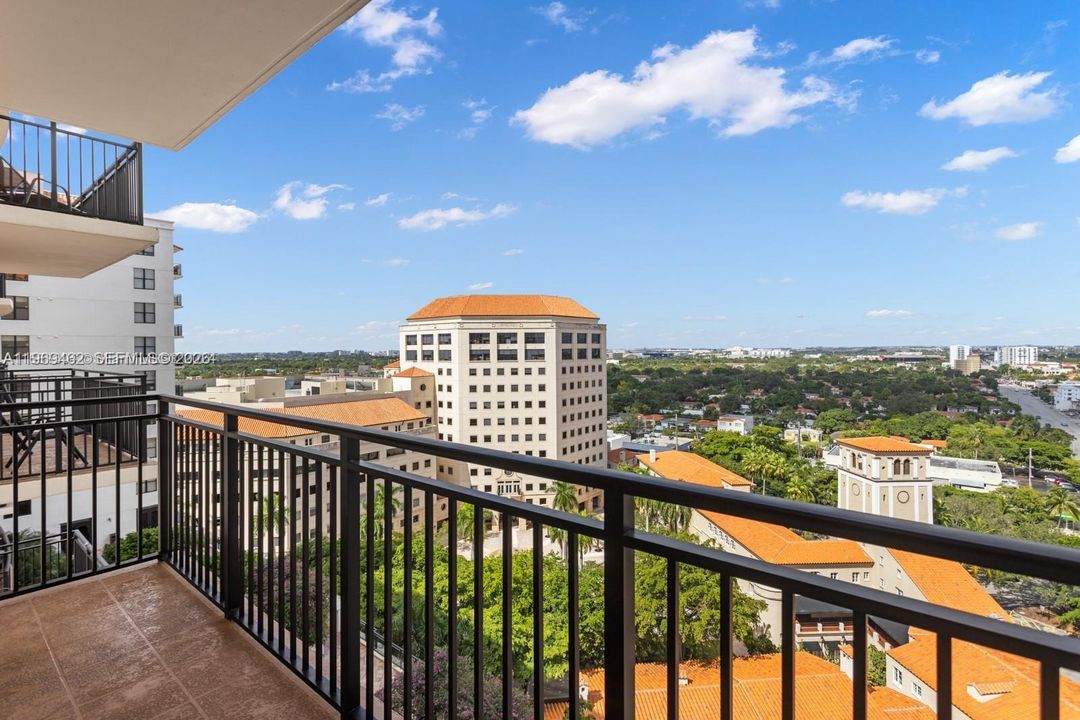 En Venta: $525,000 (2 camas, 2 baños, 1020 Pies cuadrados)
