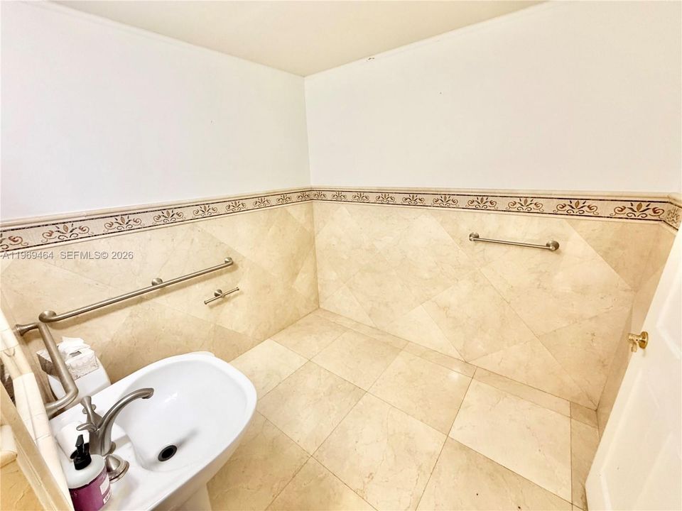 Recently Rented: $15,000 (0 beds, 0 baths, 0 Square Feet)