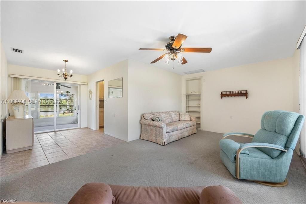 For Sale: $550,000 (2 beds, 2 baths, 1192 Square Feet)