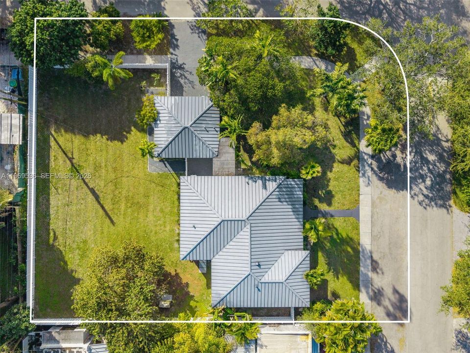 En Venta: $1,799,000 (4 camas, 3 baños, 2310 Pies cuadrados)