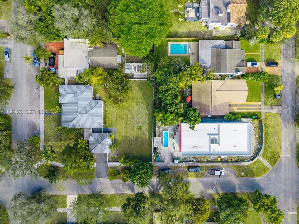 En Venta: $1,799,000 (4 camas, 3 baños, 2310 Pies cuadrados)