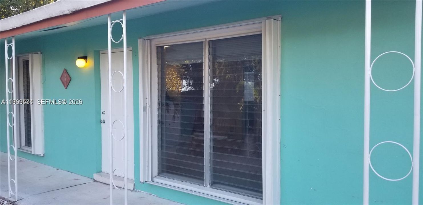 Front door / Apt. #2