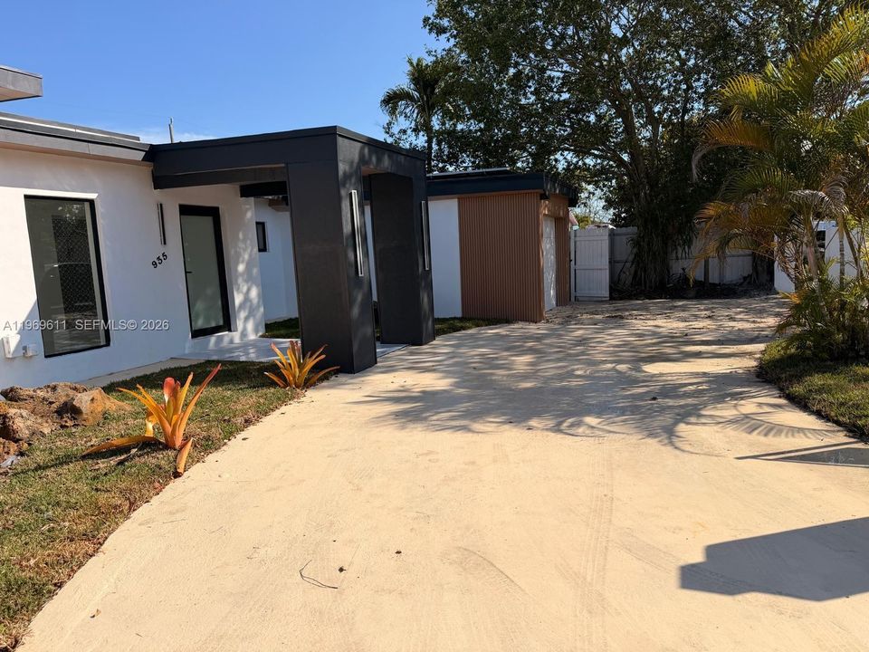 Недавно продано: $850,000 (5 спален, 5 ванн, 3002 Квадратных фут)