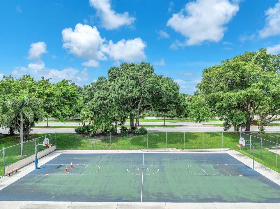 En Venta: $319,900 (2 camas, 2 baños, 1332 Pies cuadrados)