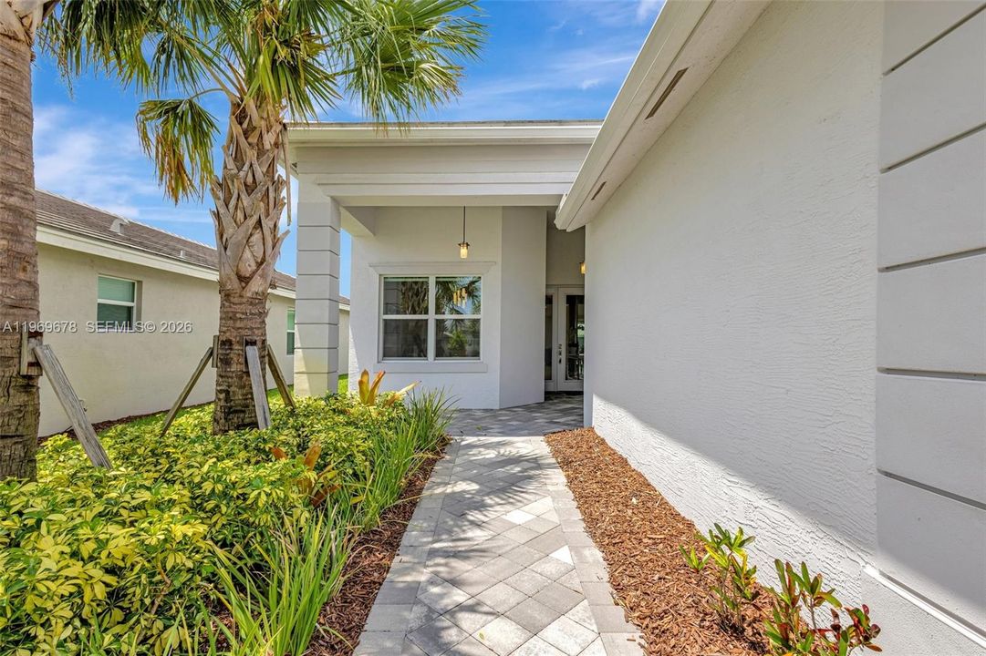 Recently Sold: $664,900 (3 beds, 2 baths, 2254 Square Feet)