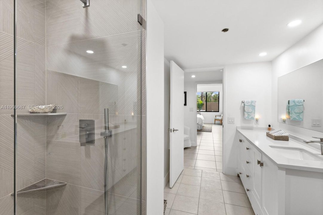 En Venta: $875,000 (1 camas, 1 baños, 1103 Pies cuadrados)