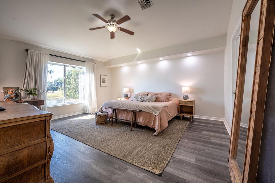 For Sale: $644,900 (3 beds, 2 baths, 1790 Square Feet)