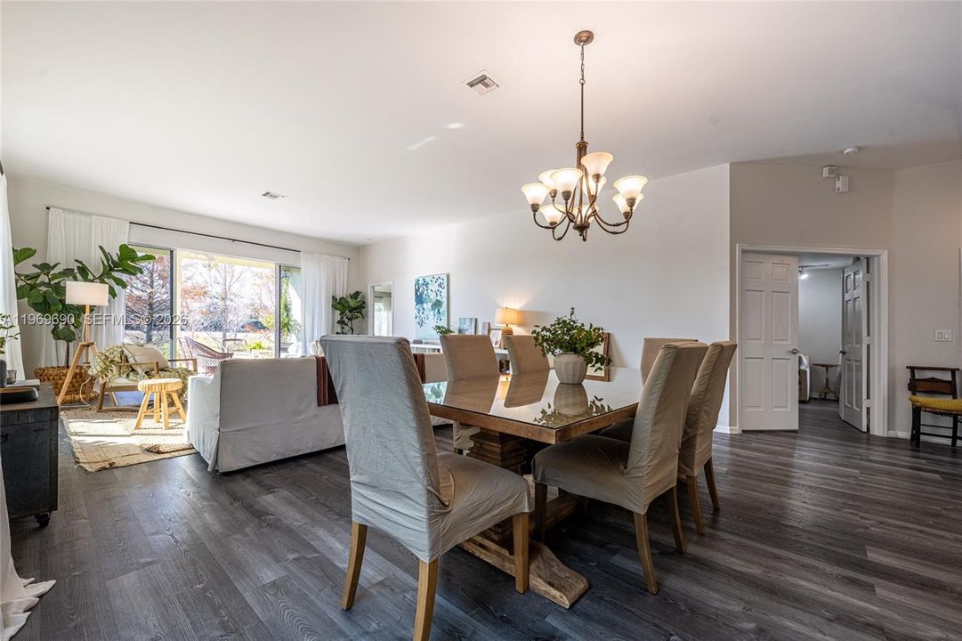 For Sale: $644,900 (3 beds, 2 baths, 1790 Square Feet)