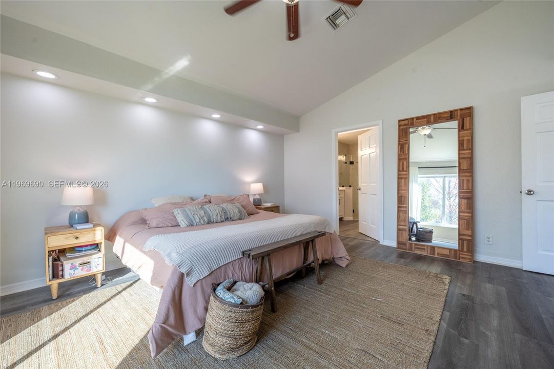 For Sale: $644,900 (3 beds, 2 baths, 1790 Square Feet)