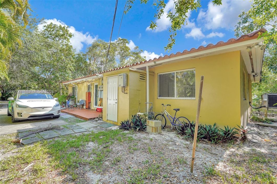 For Sale: $995,000 (0 beds, 0 baths, 1800 Square Feet)