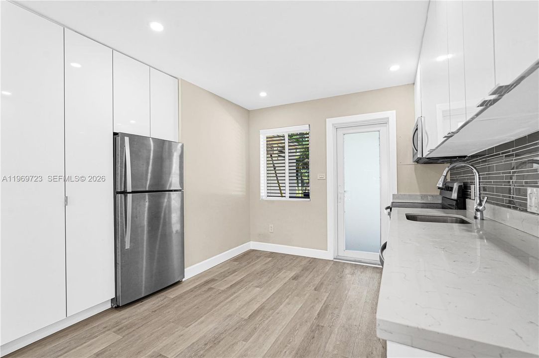 For Sale: $995,000 (0 beds, 0 baths, 1800 Square Feet)
