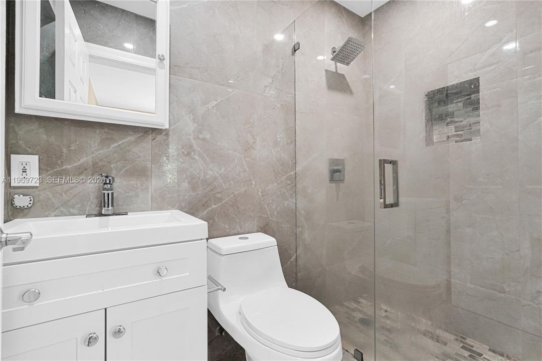 For Sale: $995,000 (0 beds, 0 baths, 1800 Square Feet)