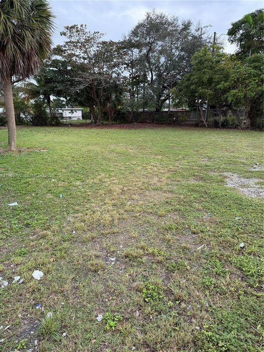 En Venta: $399,900 (0.23 acres)