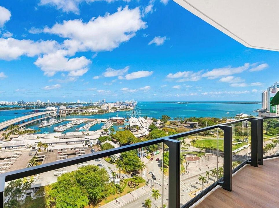 En Venta: $1,385,000 (2 camas, 2 baños, 818 Pies cuadrados)