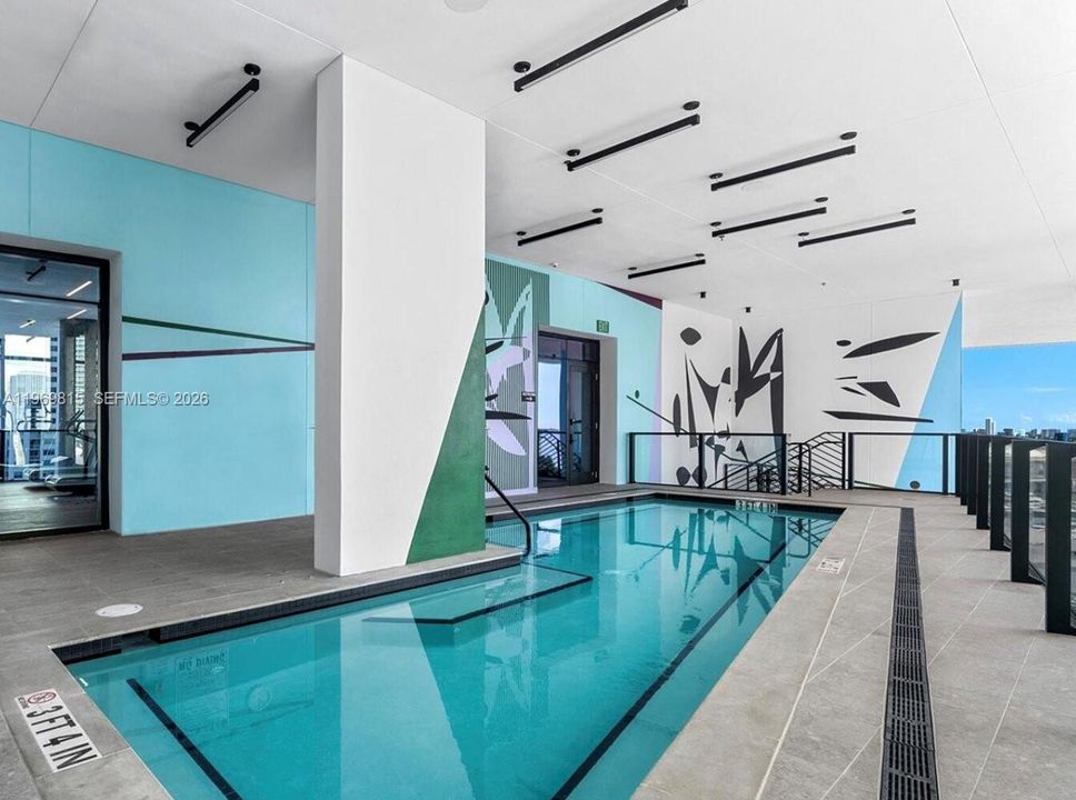 En Venta: $1,385,000 (2 camas, 2 baños, 818 Pies cuadrados)