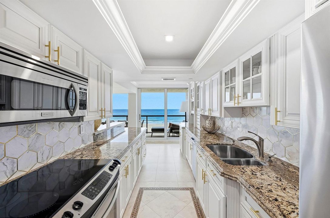 020-2727SouthOceanBoulevard-405-Highland