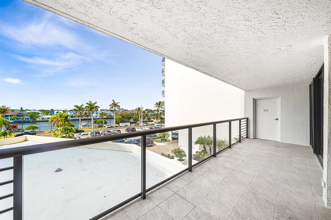 037-2727SouthOceanBoulevard-405-Highland