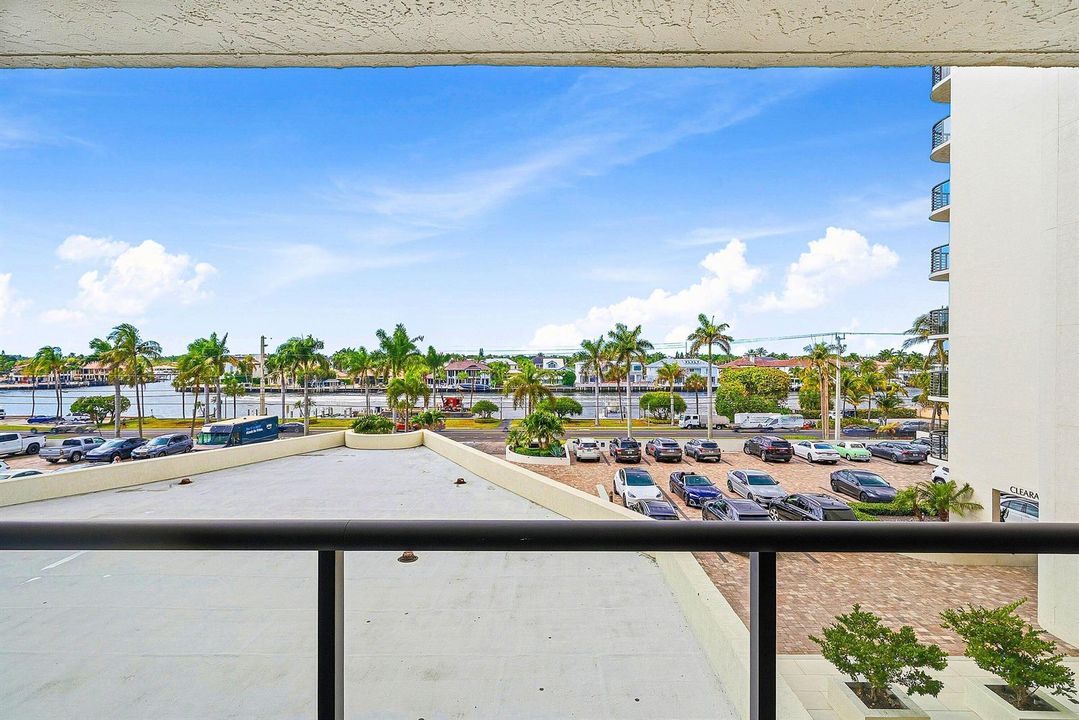 039-2727SouthOceanBoulevard-405-Highland