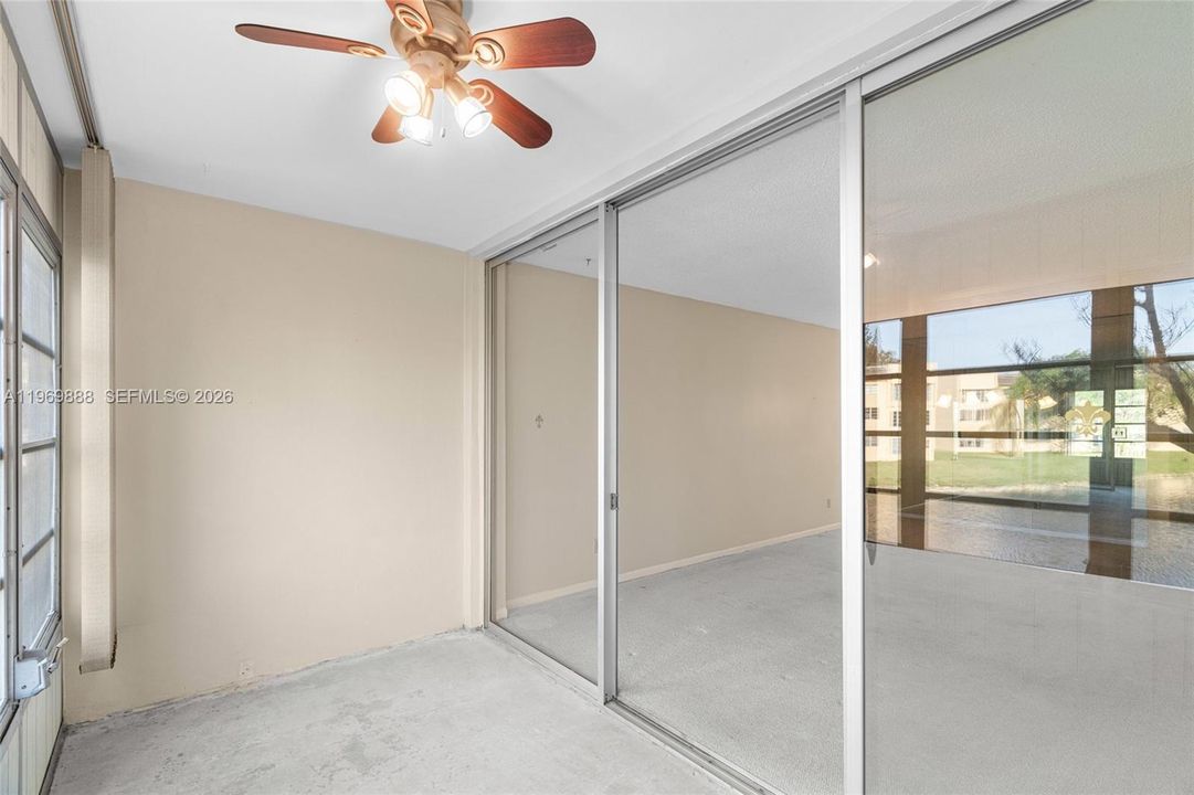 For Sale: $78,900 (2 beds, 2 baths, 880 Square Feet)