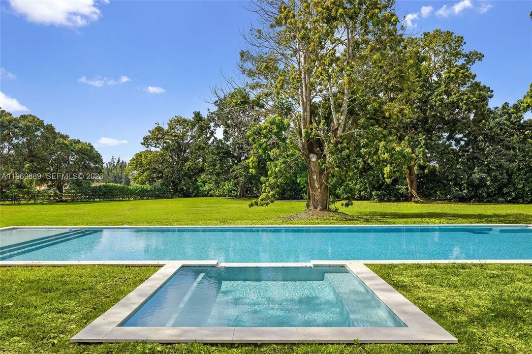En Venta: $3,299,000 (4 camas, 3 baños, 3260 Pies cuadrados)
