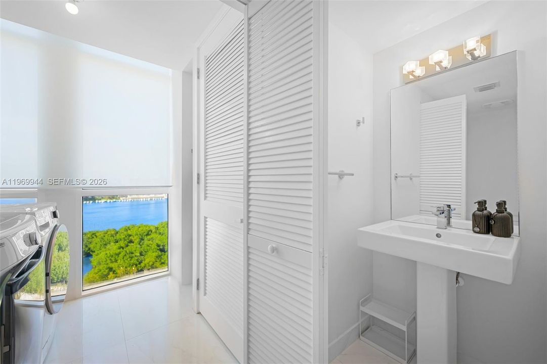 For Sale: $2,500,000 (4 beds, 4 baths, 3088 Square Feet)