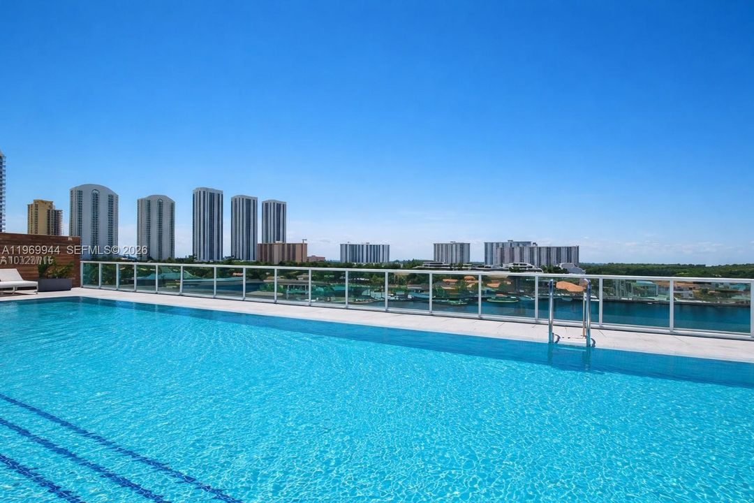 For Sale: $2,500,000 (4 beds, 4 baths, 3088 Square Feet)