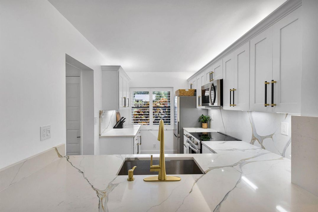 24-web-or-mls-5D1A9096