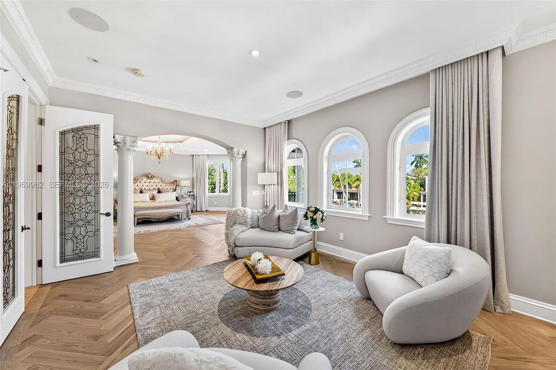Master bedroom sitting area