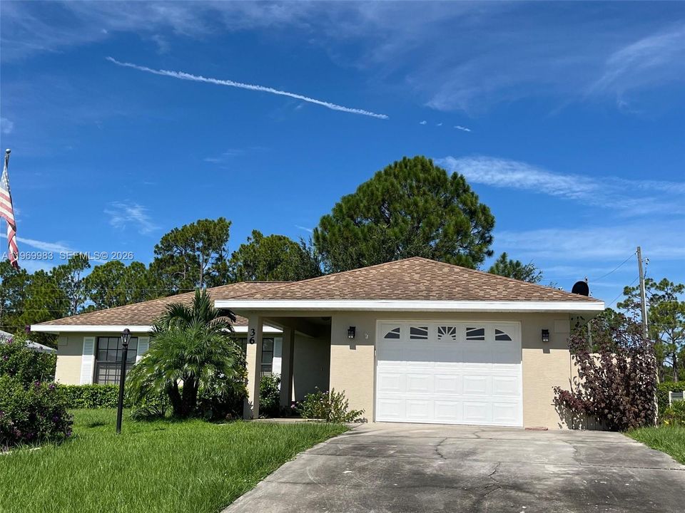 For Rent: $2,200 (3 beds, 2 baths, 1664 Square Feet)