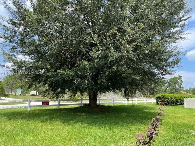 For Rent: $2,200 (3 beds, 2 baths, 1664 Square Feet)