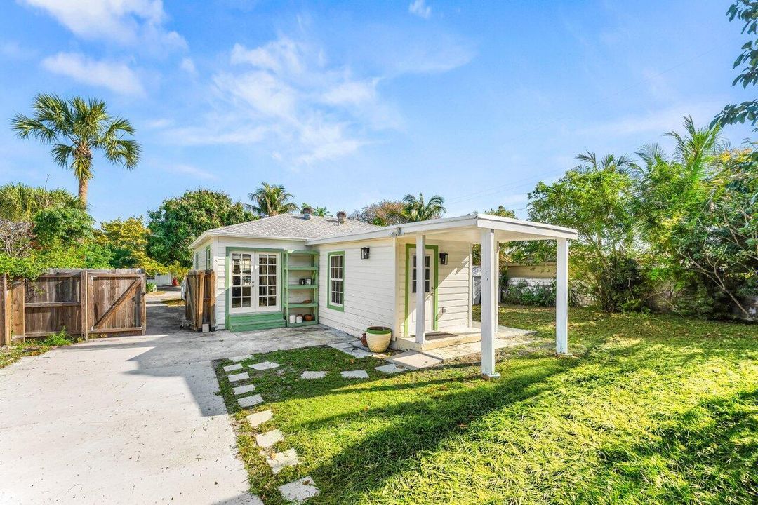 018-810FranklinRoad-WestPalmBeach-FL-334