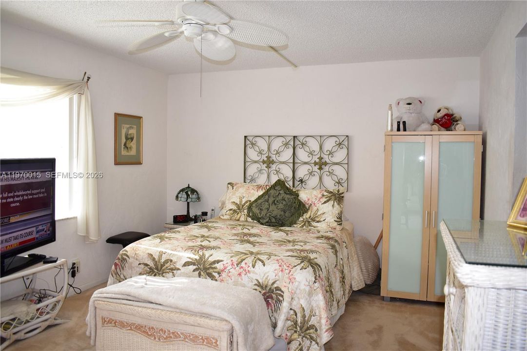 En Venta: $99,900 (2 camas, 2 baños, 976 Pies cuadrados)