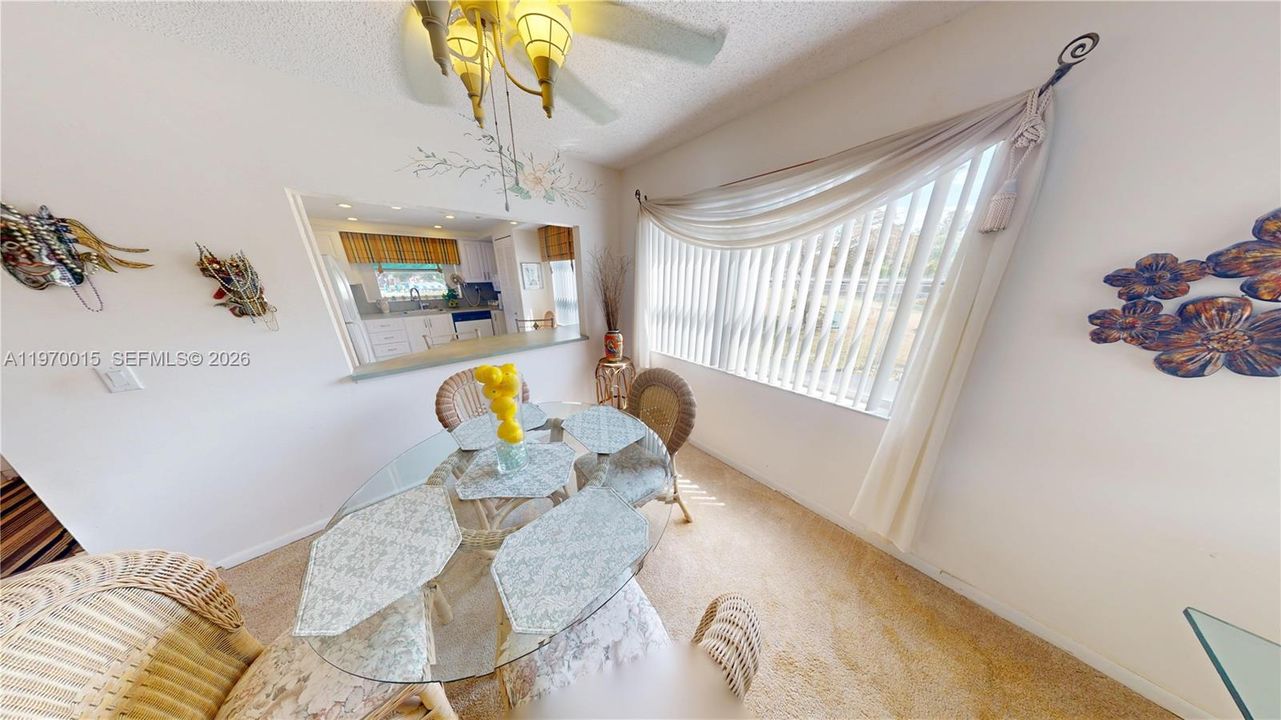 En Venta: $99,900 (2 camas, 2 baños, 976 Pies cuadrados)