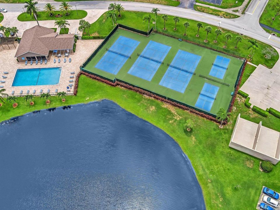 Tennis & Pickleball