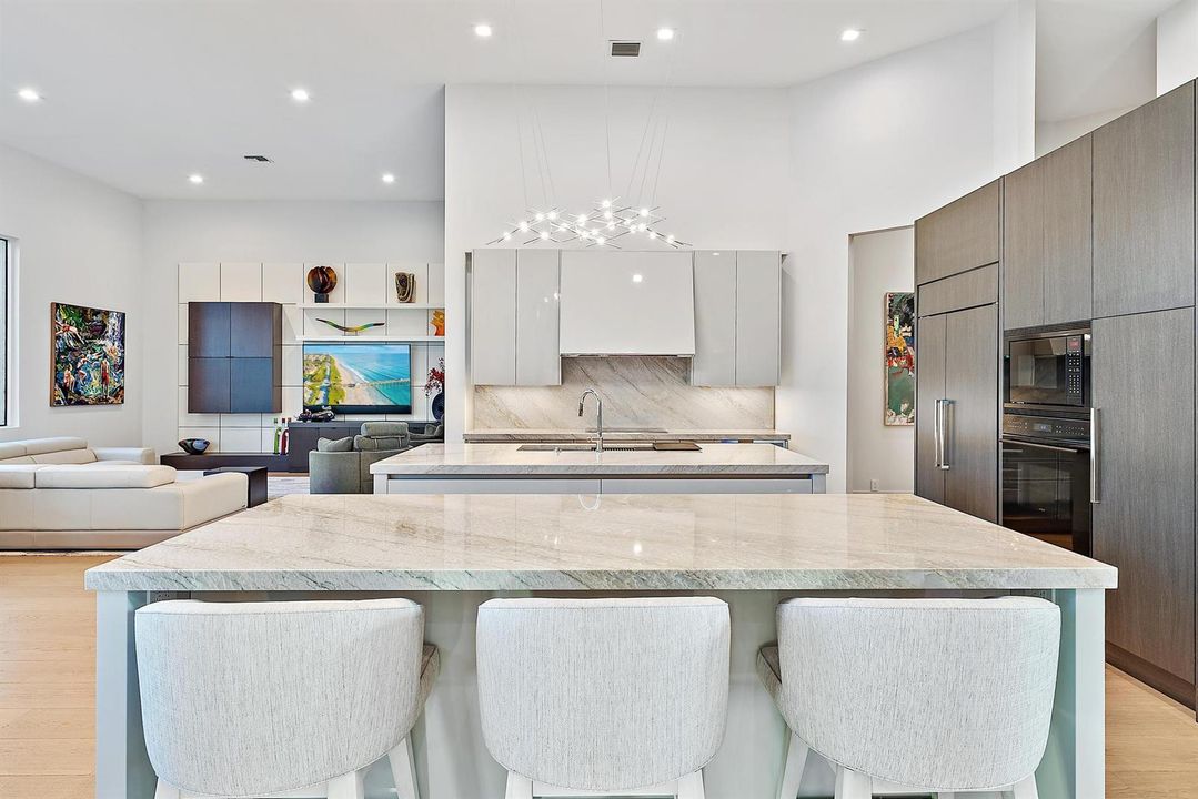 7638 Hawks Landing Drive