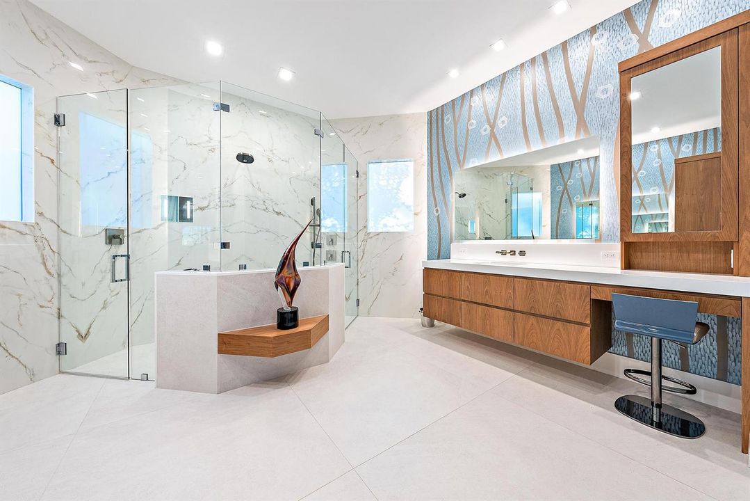 7638 Hawks Landing Drive