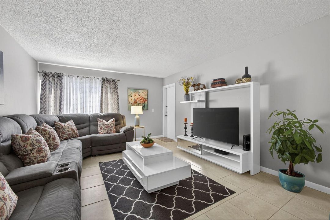 24-web-or-mls-Pics_621