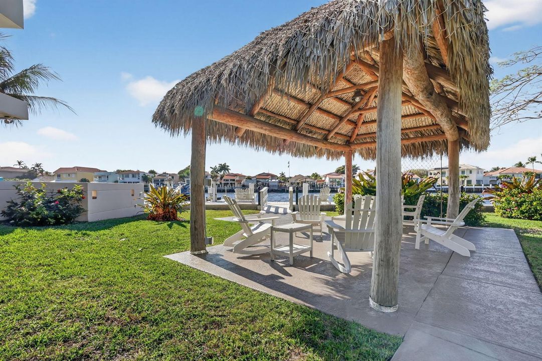 Community Tiki Hut
